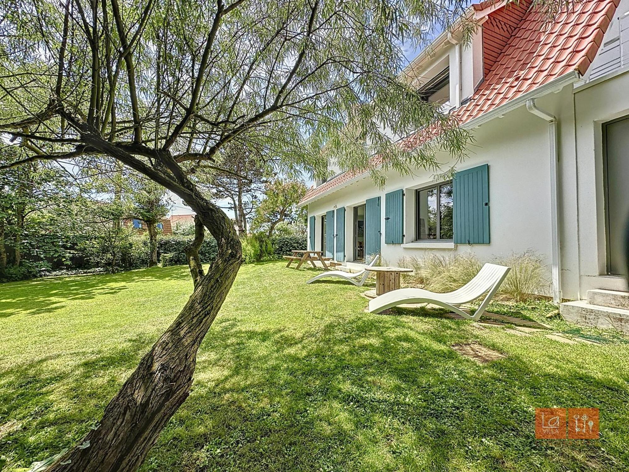 Les Pins : Rez De Jardin Proche Plage Амблетёзе Экстерьер фото